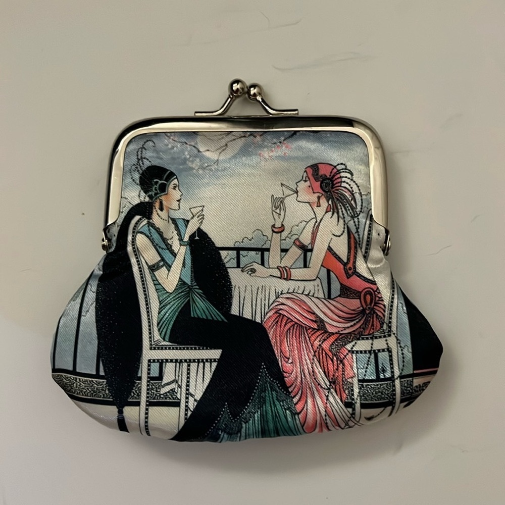 LIKE NEW ART DECO COIN PURSE